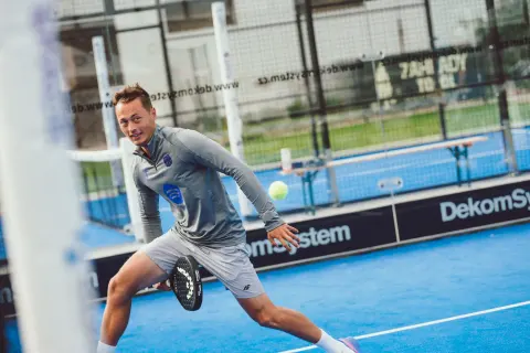 PADEL & RAVE