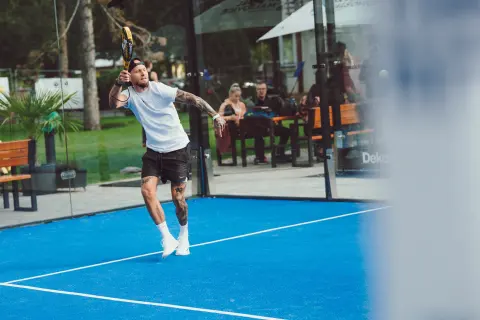 PADEL & RAVE